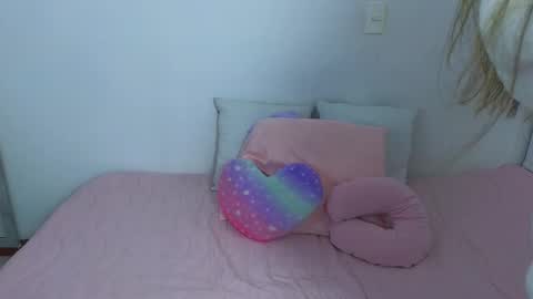 Emma Blue  modelo independiente online show from 01.23.25