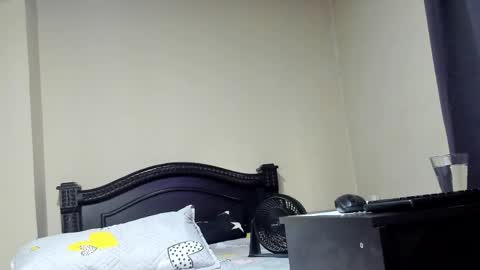 Snapshot of emma_brown777 chatting on 04.19.26 ALBA online show from 04.19.26