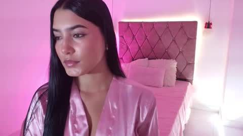 E M M A  online show from 02.13.26