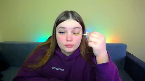 Snapshot of emma_dorn chatting on 02.11.25 Eva online show from 02.11.25