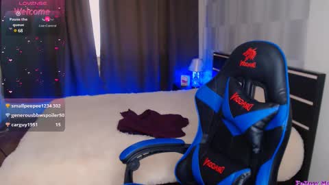 Snapshot of emma_dorn chatting on 02.16.25 Eva online show from 02.16.25