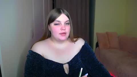 Snapshot of emma_dorn chatting on 02.22.25 Eva online show from 02.22.25