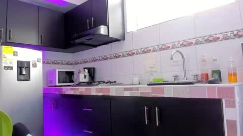 Emma online show from 09.24.25