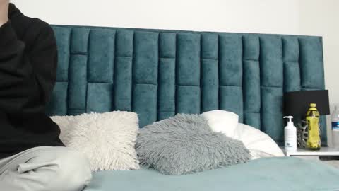 Snapshot of emma_foxi chatting on 11.03.25 Emma online show from 11.03.25