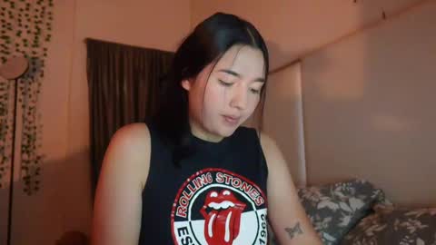 emma_johnson_ online show from 01.23.25