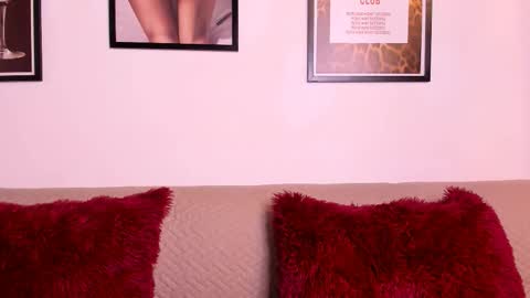 emma_jonness online show from 09.30.25