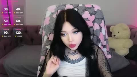 emma_kirks online show from 12.15.25