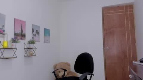 whises lits        online show from 02.05.26