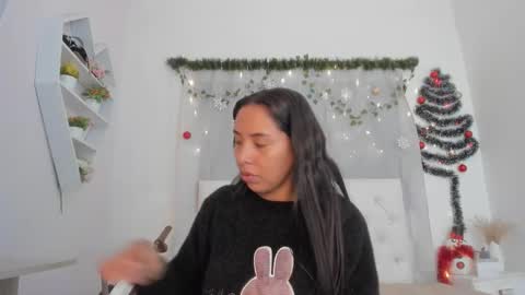 Emma online show from 12.15.25