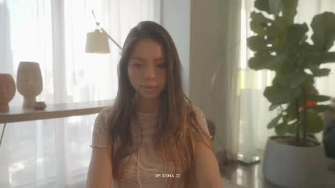 emma_lu1 online show from 04.14.26