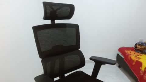 emma_lu26 online show from 01.03.25