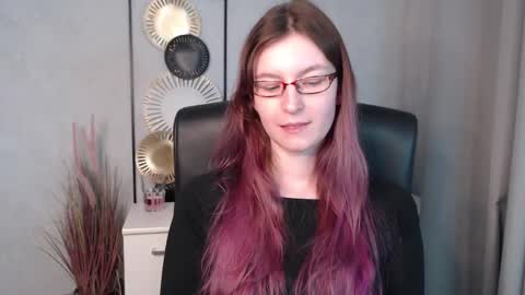 Snapshot of emma_lust94 chatting on 12.03.24 emma online show from 12.03.24