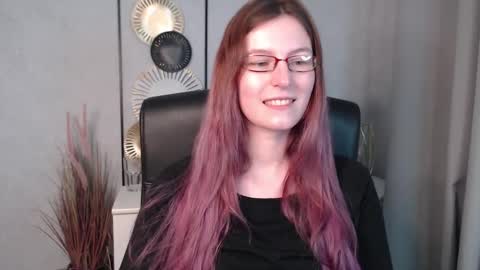 Snapshot of emma_lust94 chatting on 12.03.24 emma online show from 12.03.24