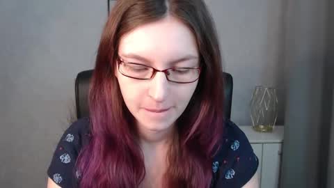 Snapshot of emma_lust94 chatting on 01.20.25 emma online show from 01.20.25