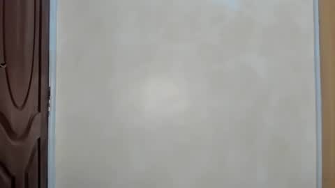 Snapshot of emma_remi chatting on 02.20.25 emma_remi online show from 02.20.25