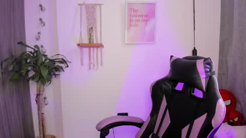 Emma online show from 06.22.26
