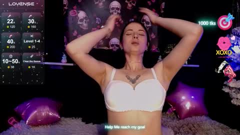 Snapshot of emma_sweethot chatting on 01.19.26 Emma Black online show from 01.19.26