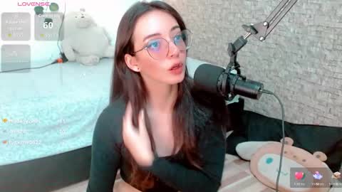 Emma  online show from 01.17.25