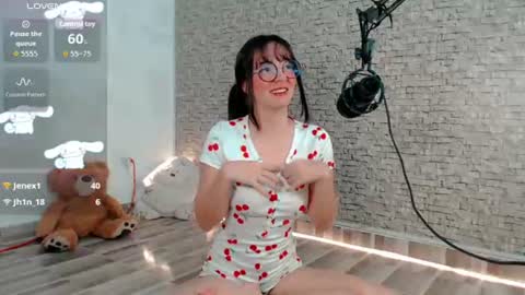 Emma  online show from 07.26.26