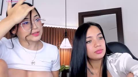 Snapshot of emma_white_01 chatting on 02.28.25 emma your love online show from 02.28.25