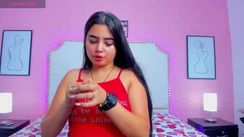 emma_whitee_ online show from 11.15.25