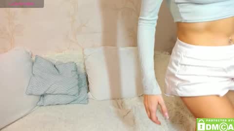 Emma 31487 online show from 10.13.25