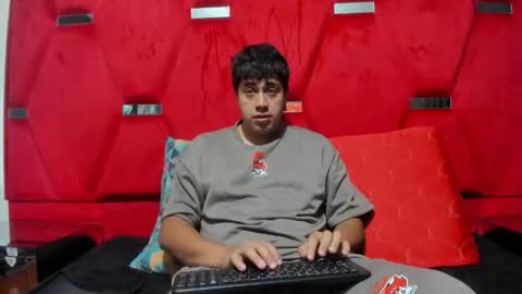 EmmaAndDemon online show from 02.04.26