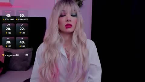 Emma  online show from 10.14.25