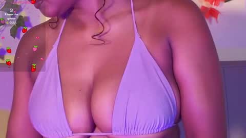 Snapshot of emmaconneer chatting on 11.20.25 Emma online show from 11.20.25