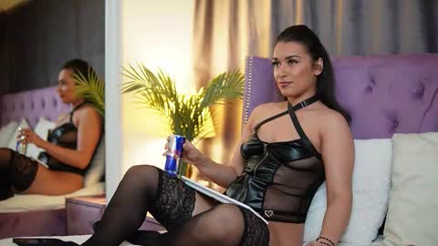  Emma  online show from 09.21.25