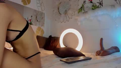 Snapshot of emmaduque chatting on 01.15.26 Emma Duque online show from 01.15.26