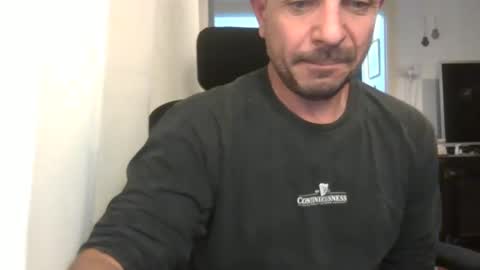 Ariel online show from 12.26.24