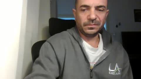 Ariel online show from 02.26.25