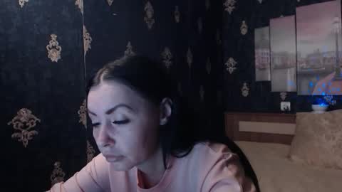 EmmaGoldX online show from 02.05.26