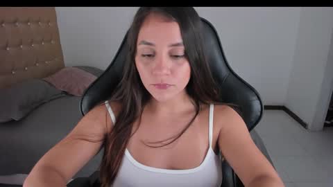 Jennifer online show from 12.13.24