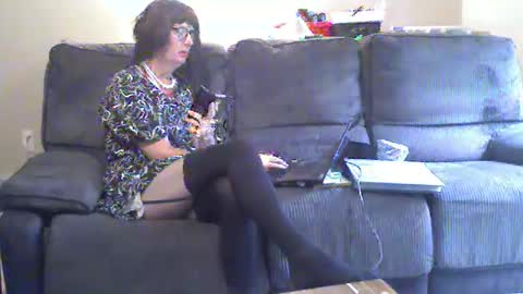 Snapshot of emmajanee chatting on 03.26.26 Emma online show from 03.26.26