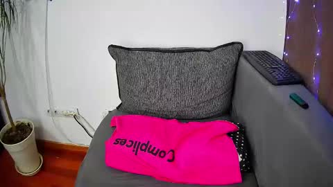 emmakros online show from 03.01.25