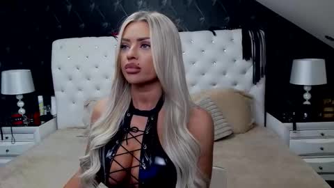 Emma Mavis online show from 03.06.26