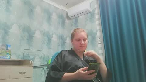 emmamelody online show from 10.21.25