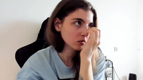 Emma online show from 04.25.26