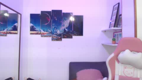 Emma  online show from 02.01.25