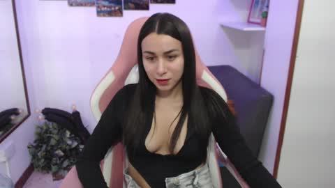 Emma  online show from 02.11.25