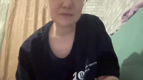 emmanoir_ online show from 03.05.25