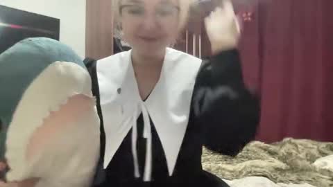 emmanoir_ online show from 03.10.25