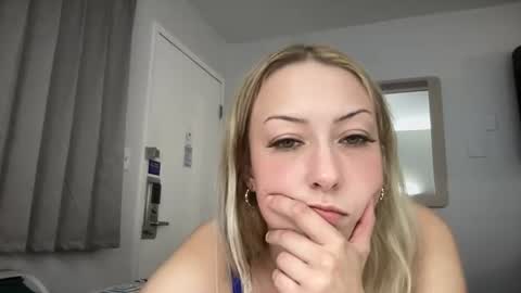 emmaraee online show from 06.14.26