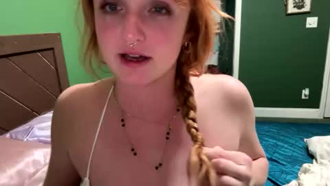 Snapshot of emmarouge20 chatting on 03.02.26 emmarouge20 online show from 03.02.26