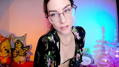 Snapshot of emmaterrestrial chatting on 12.06.24 RH-NEGATIVE GREEN-EYED BAELIEN online show from 12.06.24