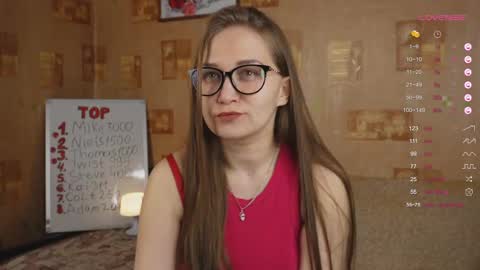 Snapshot of emmatiny chatting on 02.23.25 Mia online show from 02.23.25