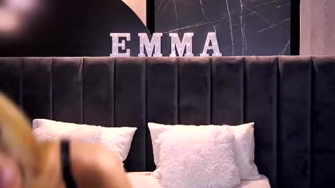 emmawilll online show from 08.09.26