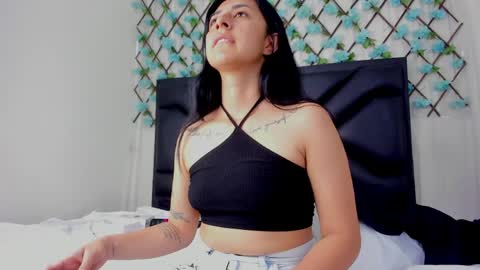  Emma  online show from 04.15.26